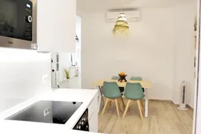 Apartamento reformado en pleno centro histÃ³rico - Image 3