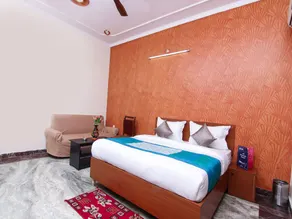 Hotel Venus Inn By OYO Rooms - Image 2