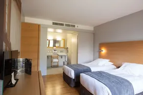 Hôtel Le Kempferhof Plobsheim - Image 4