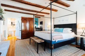 Beaconlight Guest House - Image 4