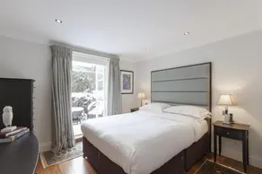 Colville Terrace - Image 4