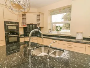 Kentrigg House - Image 2