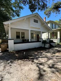 Modern Cottage on Michigan - Image 2