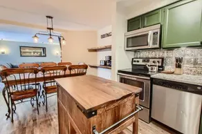 Mountain Green 3BR / 2BA Two Floor Condo Suite - Image 2