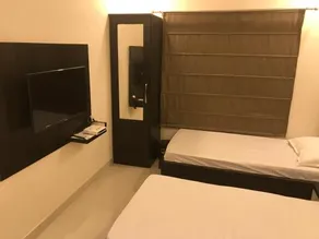 Hotel Atithi Grand - Image 2