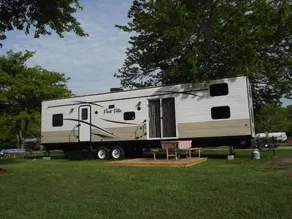 Seaport RV Resort and Campground - Image 4