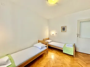 Family two bedroom apartment Slavija - Image 3