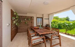 Amazing Home In Lovrec With Outdoor Swimming Pool - Image 5