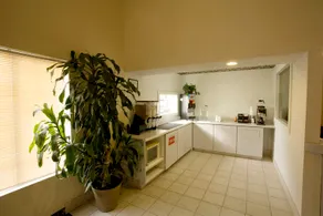 Americas Best Value Inn & Suites - Image 5