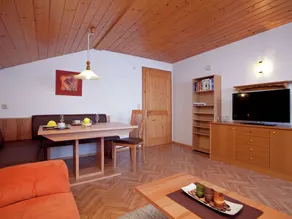 Apartment in Vorarlberg with Balcony, Heating, Parking - Image 4