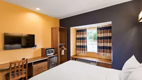 SureStay Plus Hotel by Best Western Keyser (Ex. Microtel Inn & Suites By Wyndham Keyser) - Image 4