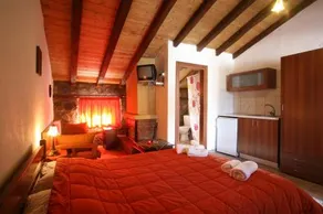 Eleni's Guesthouse - Image 5
