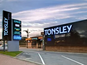 Tonsley Hotel - Image 3