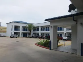Palace Inn Harwin - Image 4