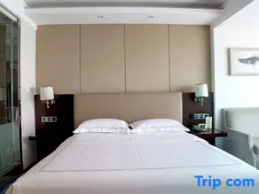 KOWLOONS Hotel - Image 2