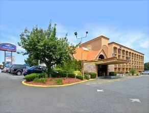Howard Johnson by Wyndham Clifton NJ - Image 5