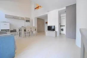 La Perla - Image 2