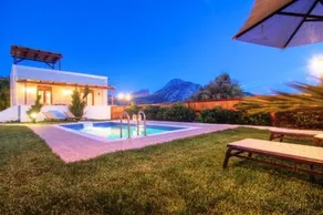 Gasparakis Villas & Bungalows - Image 3
