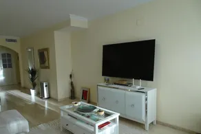 Elviria 2-bed Apt, Sleeps 4, Pool, 20m to Beach - Image 3