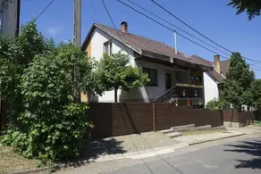 Sziklakert Vendégház - Image 2