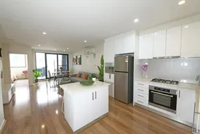 Preston Spacious 2brm Apartment Free Parking Wi Fi - Image 3