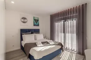 LED Apartment - Vista Alegre - Image 4