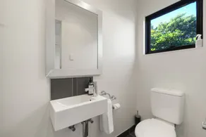 Waterfront Home - Gorgeous Views - 2 Bedroom - Image 3
