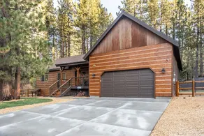Lazy Bear Lodge by Avantstay Pine Tree Paradise w Game Room - Image 5