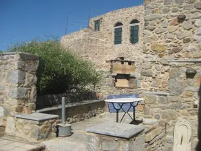 Traditional Rooms Hostel - Image 3