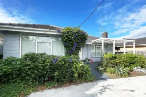 Mentone Compact Backyard Cabin Beachside - Image 2