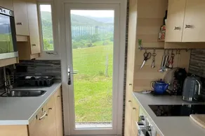 Snowdonia 1-bed Chalet, Sleeps 2, Stunning Views - Image 2