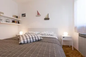 Captain's Apartment with Sea View - Image 5