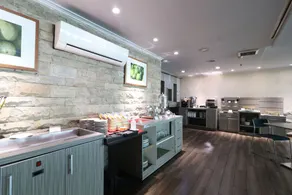 Hotel Ibis Jakarta Tamarin - Image 4
