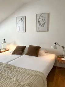 Beautiful 7 Bedroom Apartment in Lisbon - Image 3