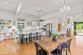Large Family House including Self Contained Studio for AuPair or extended family - Image 5