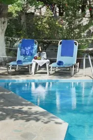 Kotronas Bay Bungalows - Image 3