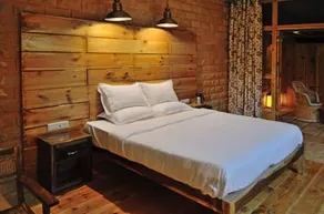 Desert Hermitage - Image 2