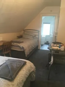 The Oak Tree Guest House - Image 4