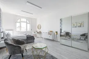 Designer Apartment on the Budapest Broadway w 2BR and Panorama Balcony (Nm8J) - Image 2