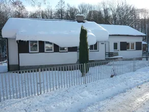 Serene Holiday Home in Mladé Buky with Private Pool and Trampoline - Image 5