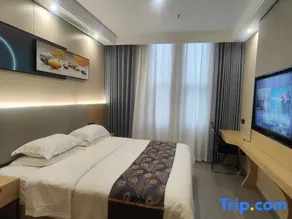 Maple Hotel - Image 2