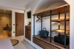 Soleil Apartments & Studios - Image 5