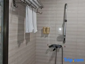 Renhua Jinhua Hotel - Image 5