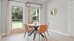 Tranquil Flint Escape: Relax In Nature's Serenity 3 Bedroom Home - Image 3