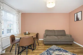 Verv Romford - Image 5