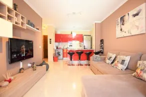 Sophisticated Apartment With Bbq & Pool & Beach - Image 4