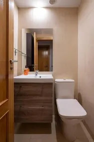 Apartamentos Madrid Anderson - Image 5