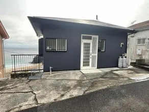 Sirahama Beach House - Image 3