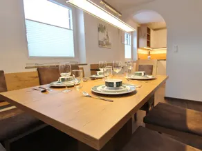 Modern Holiday Home in Bruck an der Großglocknerstraße with Garden - Image 5