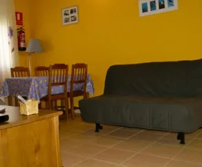 Apartamentos El Castanar - Image 2